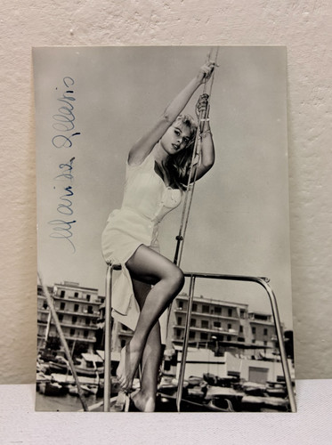 Marisa allasio signed photo - -,